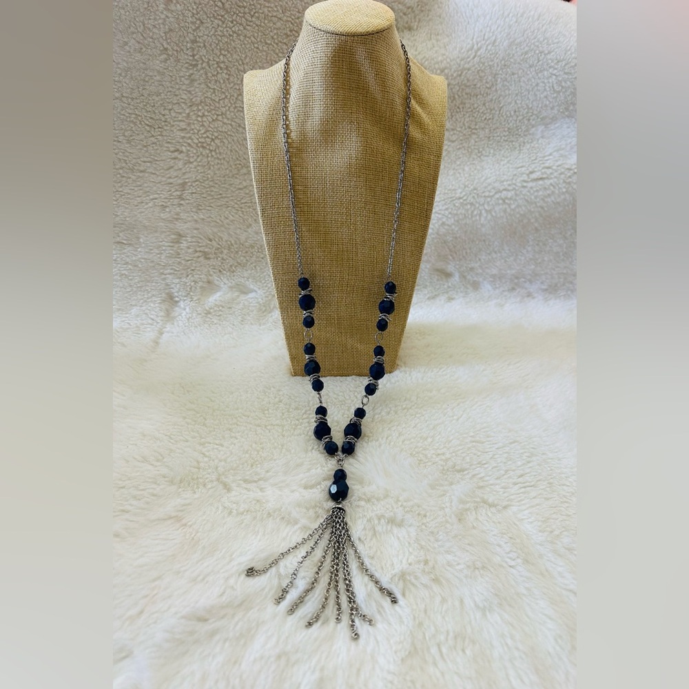 Vintage long necklace with lapis lazuli beads and a silver-toned tassel